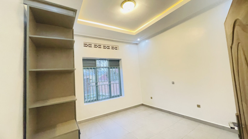 kibagabaga-5bedrooms-unfurnished-house-for-rent-at-1000usd-on-tarmac-road-big-7