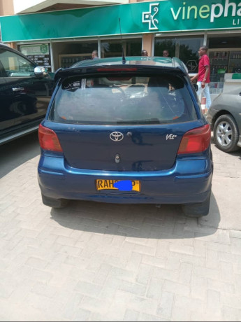 toyota-vitz-big-0