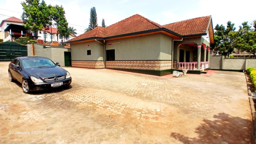 house-for-in-kagugu-at-agood-place-big-4