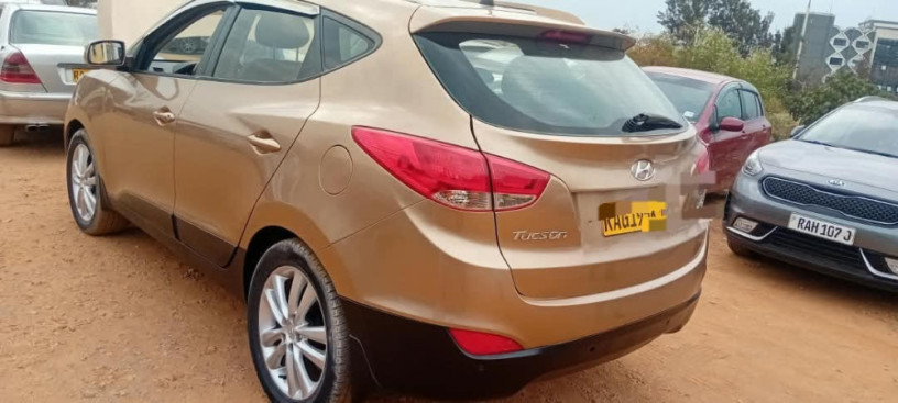 hyundai-tucson-big-1