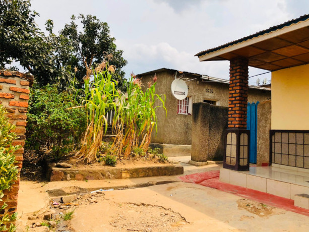 kagugu-house-for-sale-with-big-plot-big-2