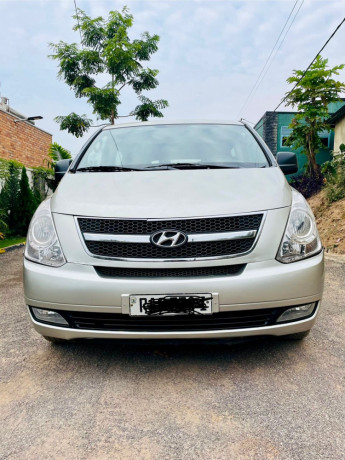 comfortable-reliable-passenger-van-perfect-for-travel-and-business-big-0