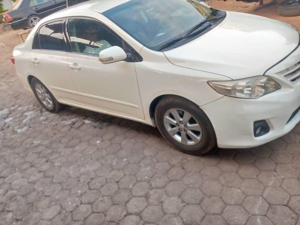 toyota-corolla-big-2