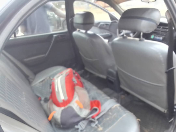 toyota-carina-big-0