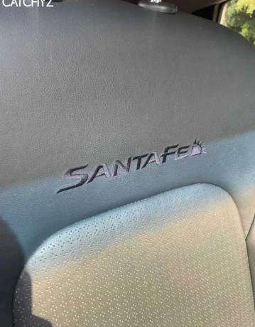 hyundai-santa-fe-2012-automatic-big-0