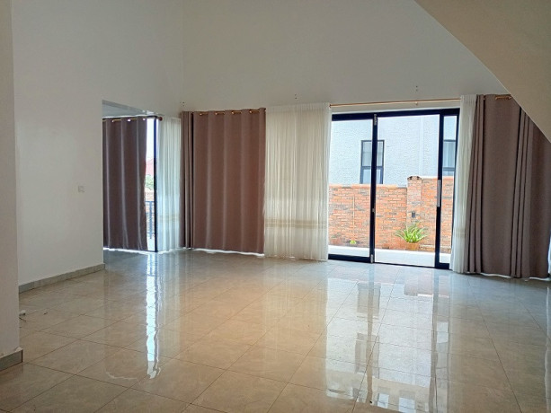 kigali-unfurnished-house-for-rent-in-kibagabaga-big-2