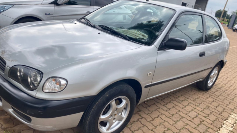 toyota-corolla-big-0