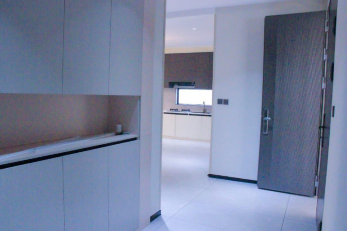 kiyovu-very-nice-new-luxurious-house-for-sale-with-swimming-pool-in-kigali-big-7