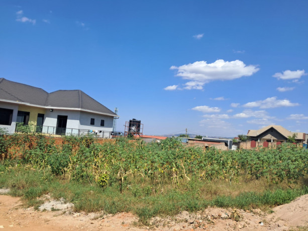 gisozi-residential-plot-for-sale-85million-big-1