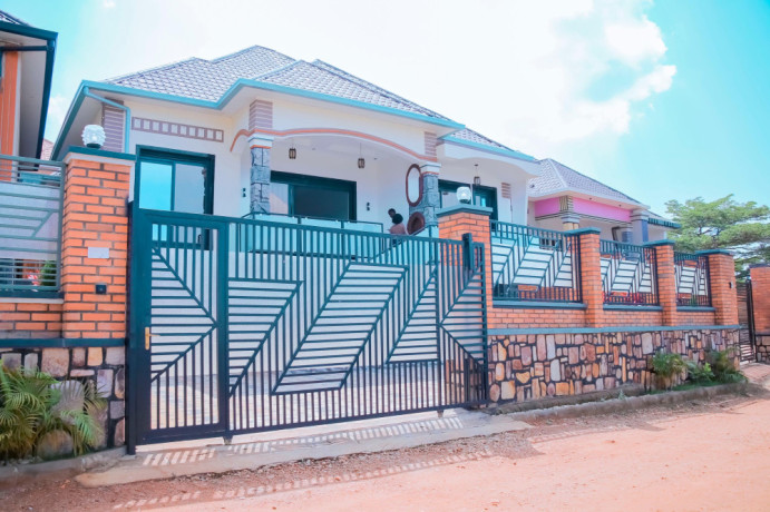 kagarama-very-nice-new-house-for-sale-for-affordable-price-in-kicukiro-big-0