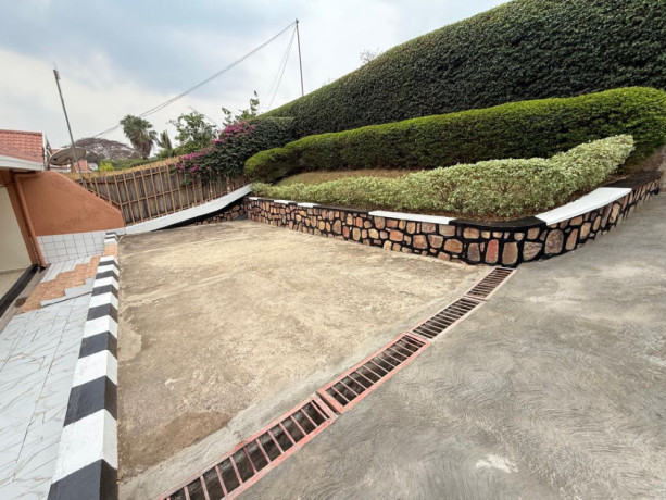 gacuriro-umucyo-estate-very-nice-house-for-rent-in-kigali-big-3