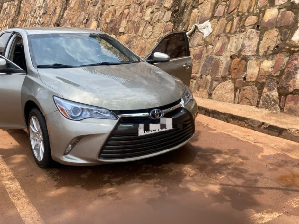 toyota-camry-big-4