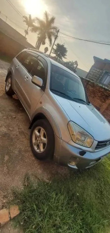 toyota-rav4-big-0