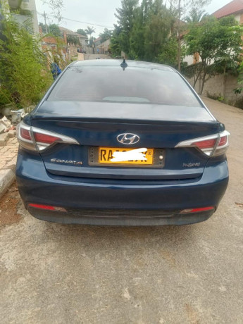hyundai-sonata-big-0
