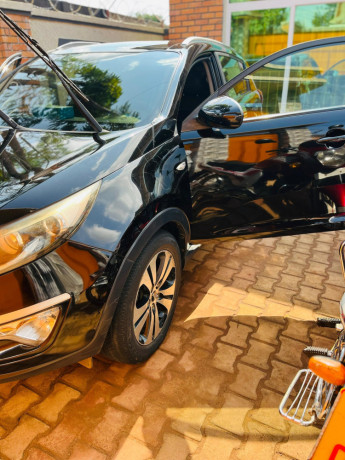bere-353cm-kia-sportage-in-good-condition-is-available-for-sale-250780675812-big-8