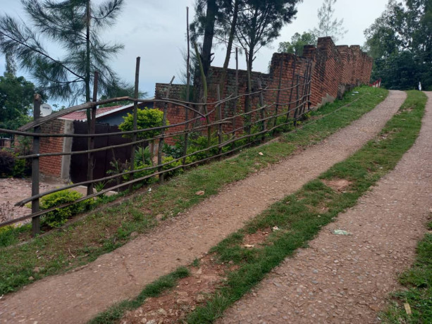 plot-with-old-house-for-sale-big-3