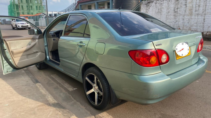 toyota-corolla-big-1