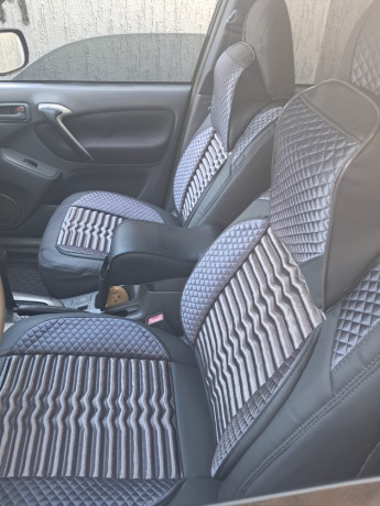 well-maintained-2001-toyota-rav-4-big-3