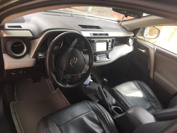 toyota-rav4-big-3