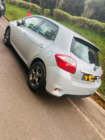 toyota-corolla-big-2