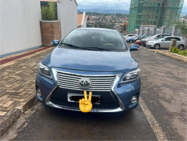 toyota-corolla-big-2