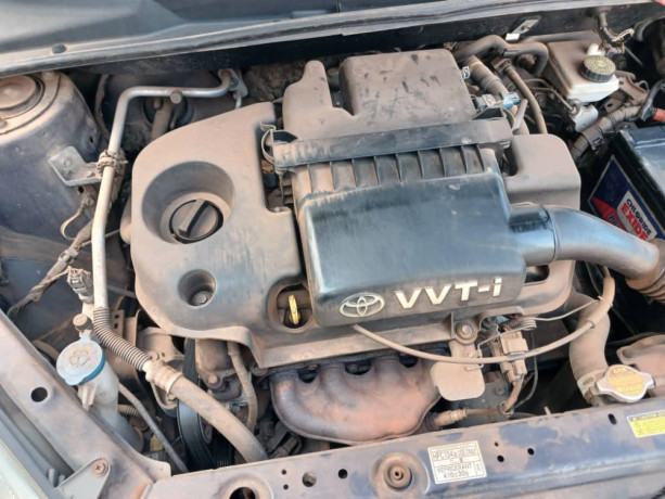 toyota-yaris-big-1