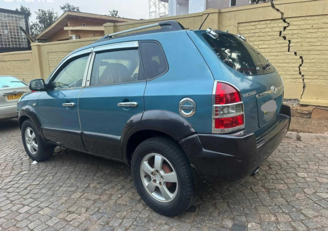 hyundai-tucson-big-4