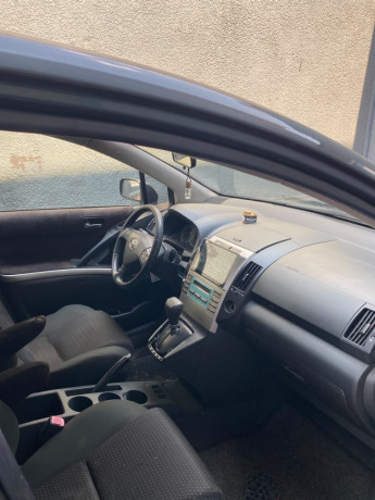 corolla-verso-big-0