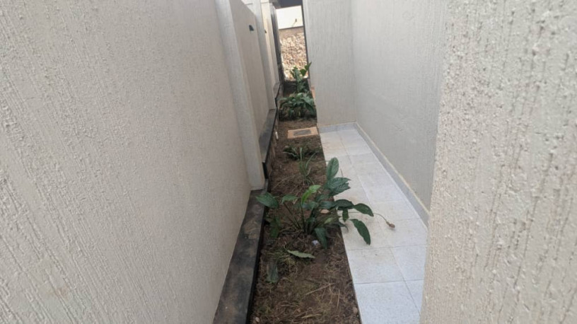 sm189gacuriro-gacuriro-unfurnished-house-for-rent-in-kigali-rwanda-big-4