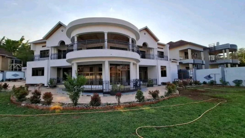 beautiful-full-furnished-house-for-rent-in-gacuriro-big-0