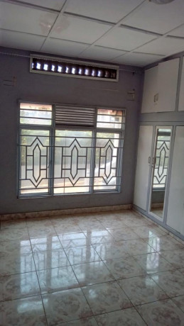 remera-4bedrooms-house-for-sale-on-side-facing-nyarutarama-at-170m118usd-on-tarmac-road-big-3