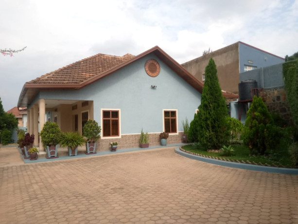 sm116-kibagabaga-kibagabaga-full-furnished-and-nice-house-for-rent-in-kigali-rwanda-big-2