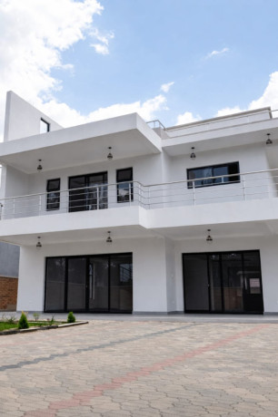 tb-033-kibagabaga-kibagabaga-biggest-house-for-sale-big-3