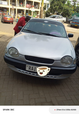 toyota-corolla-big-0