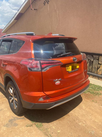 toyota-rav4-big-1