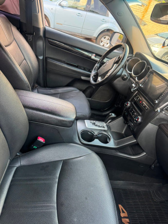 kia-sorento-big-0