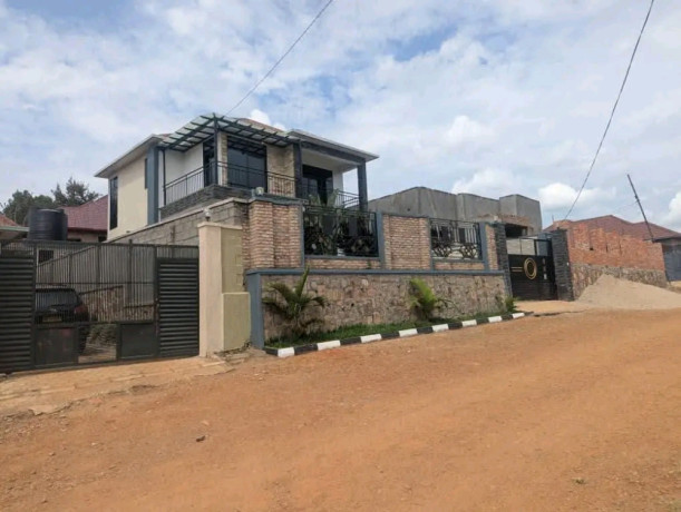 kagugu-giheka-residential-plot-for-sale-28-million-big-1