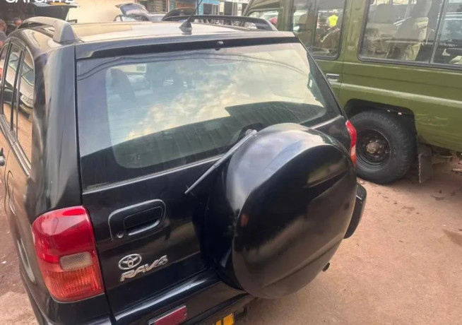 toyota-rav4-big-0