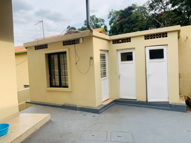 ep-136-kiyovu-kiyovu-very-nice-amazing-house-for-rent-with-swimming-pool-big-5