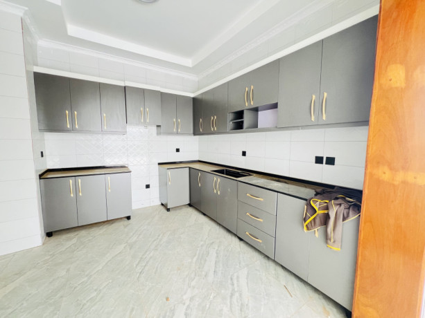 kibagabaga-new-contemporary-house-for-sale-near-hospital-at-600m-big-8