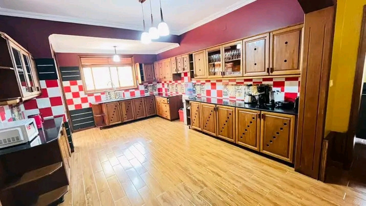 kibagabaga-well-furnished-house-for-rent-in-vip-location-4-bedrooms-4-bathrooms-1700-equivalent-in-rwandan-big-9