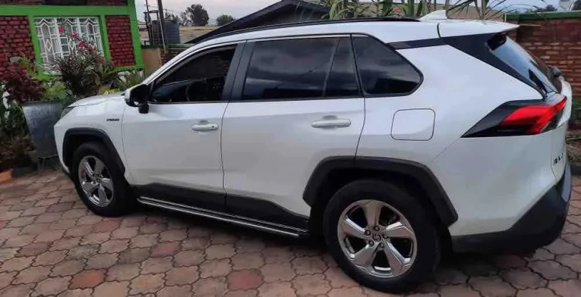 toyota-rav4-hybrid-2021-for-sale-big-2