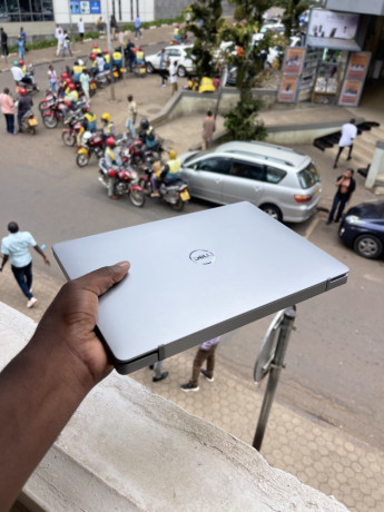 dell-latitude-7400-big-0