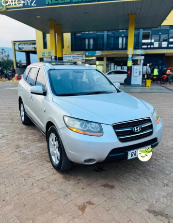 hyundai-santa-fe-sale-big-0