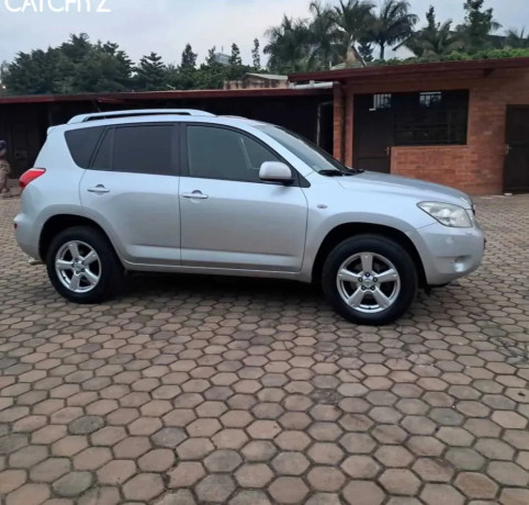 toyota-rav4-big-1