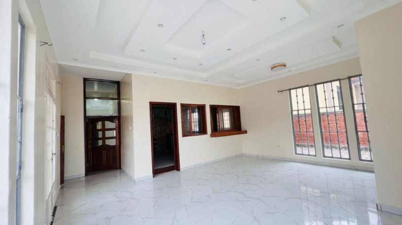 kibagabaga-4-bedrooms800k-very-nice-unfurnished-house-for-rent-in-kigali-big-1