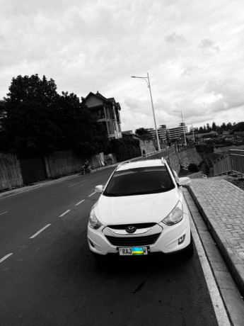 hyundai-tucson-big-0
