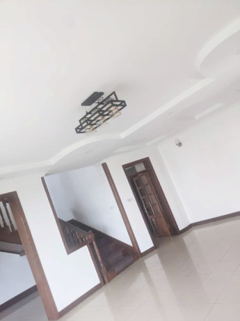 bere-63-meb-kagarama-kagarama-beautiful-house-for-rent-in-kigali-rwanda-big-8