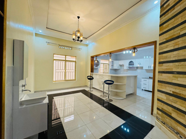 kigali-rwanda-house-for-rent-in-kanombe-gasaraba-big-2