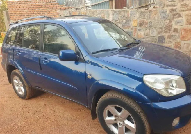 toyota-rav4-big-0